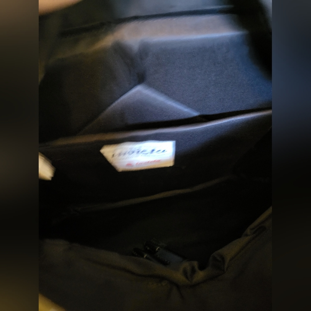 Invicta Camouflage Backpack - Picture 5 of 6